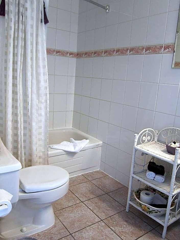 Mcgee's Bed & Breakfast 3*