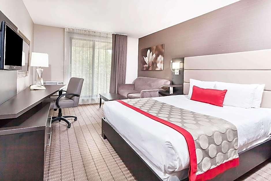 Hotel Ramada By Wyndham On The Rideau