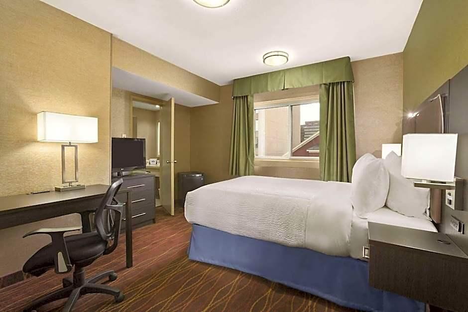Hotel Days By Wyndham Ottawa