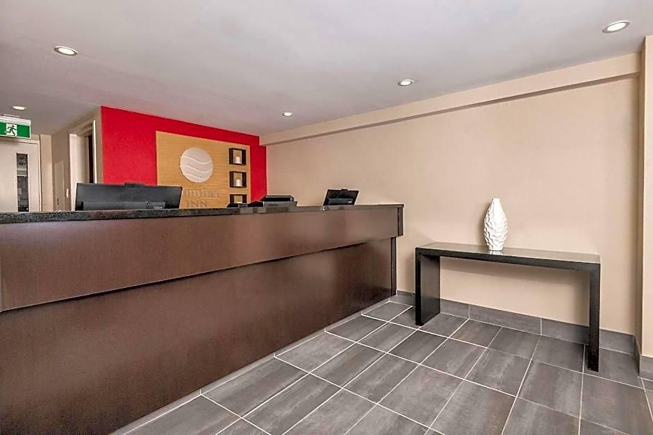 Comfort East Inn 4*