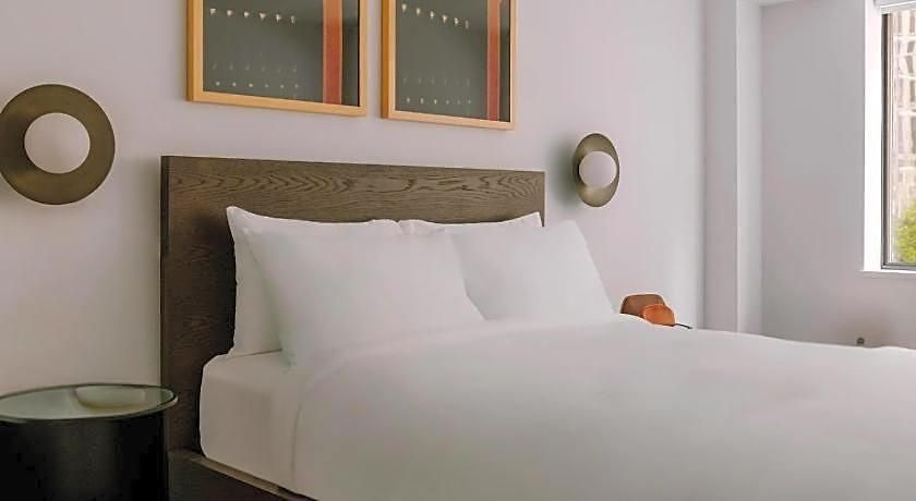 Capital Hill & Hotel 3*