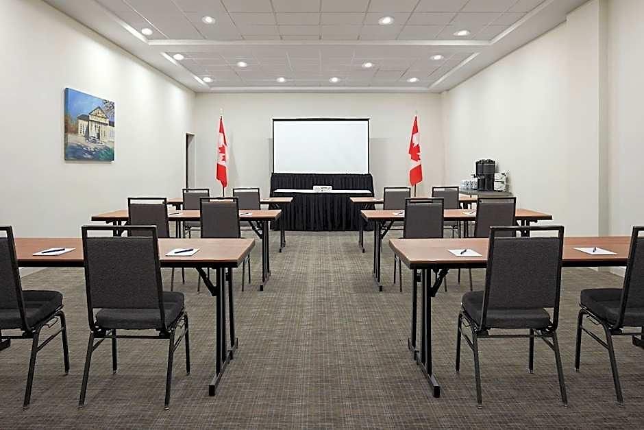 Hotel Delta By Marriott Centre Ottawa