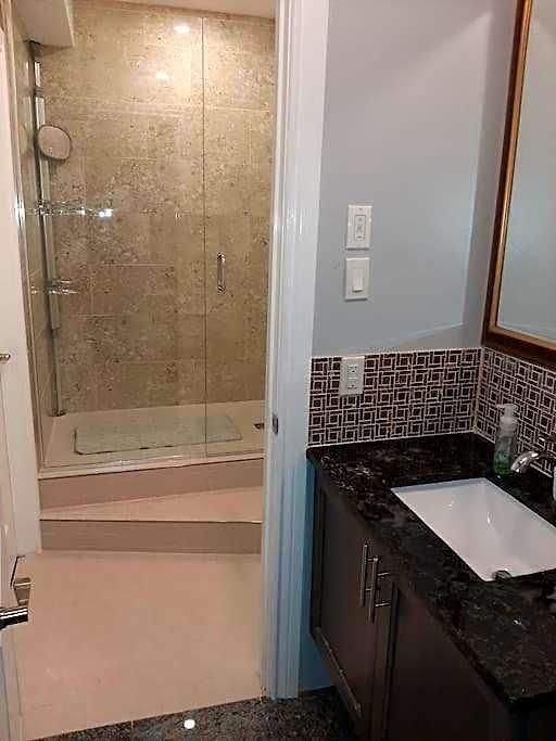 King Guest Hotel
