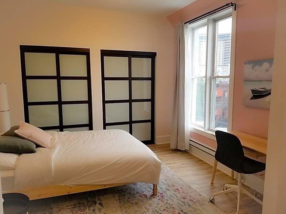 Downtown Aparthotel 3*