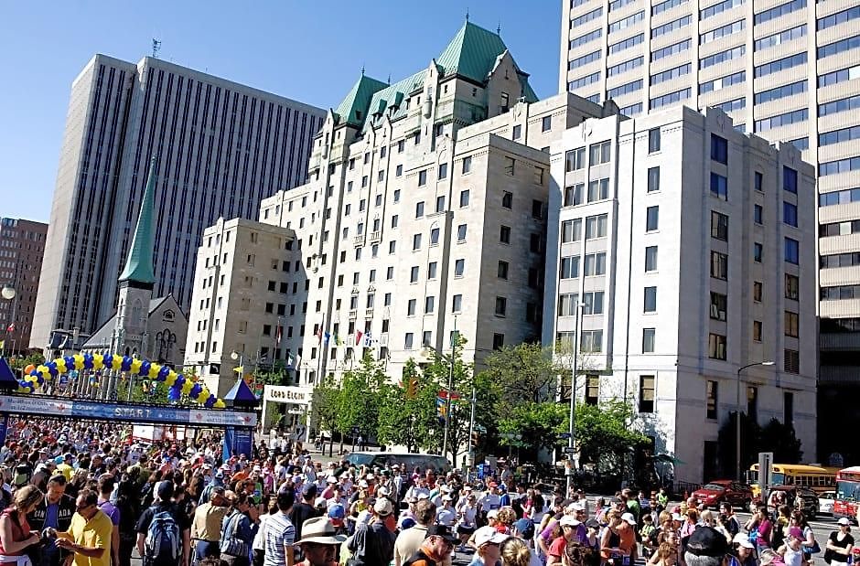 Lord Elgin Hotel 4*