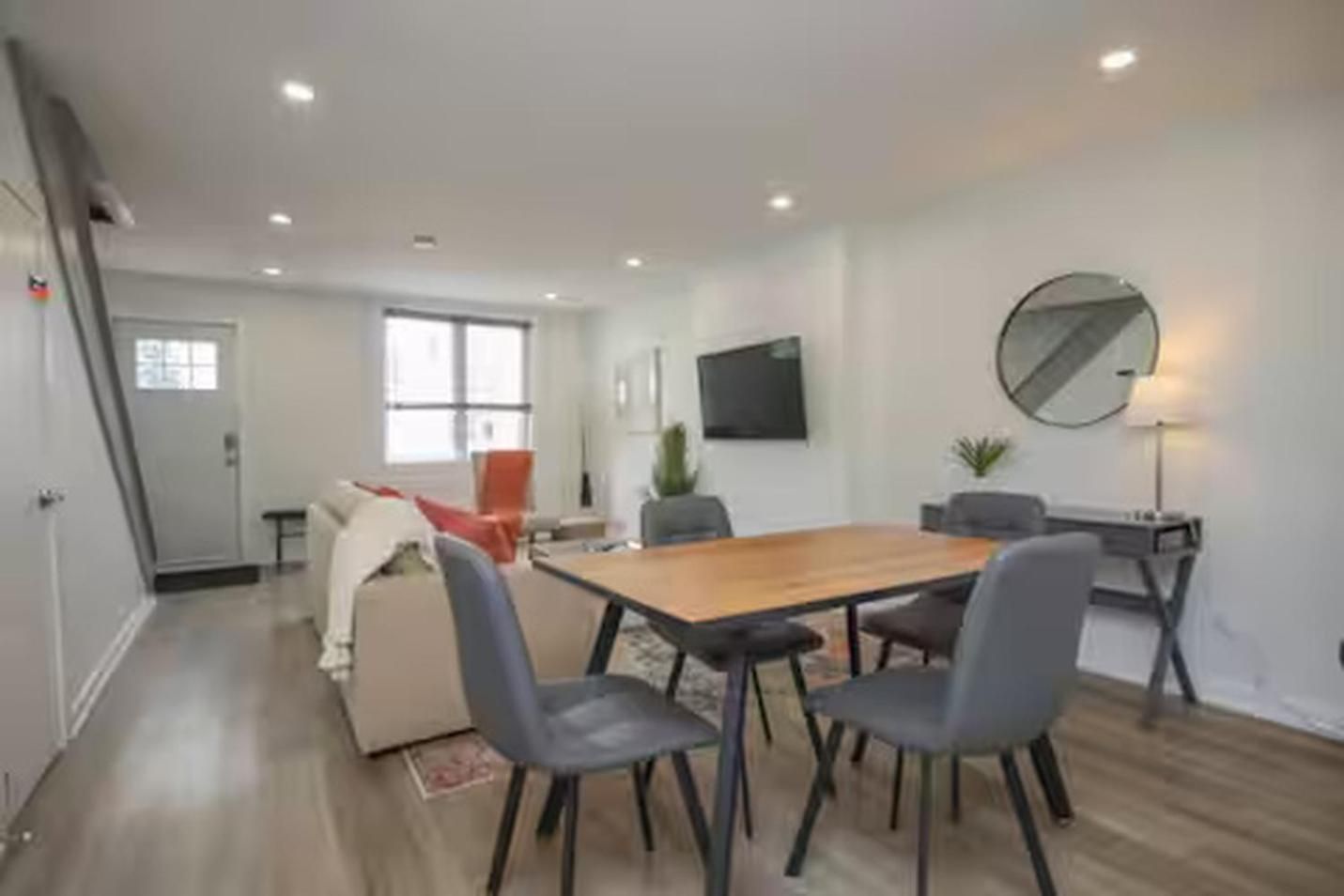 Montfort Apartment