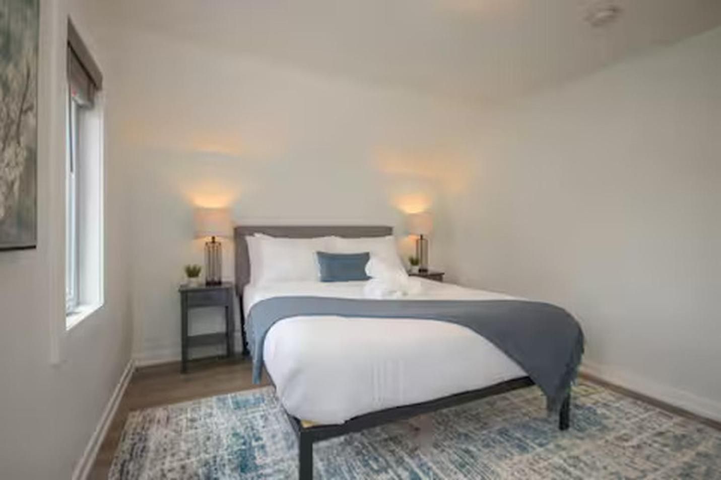 Montfort Apartment