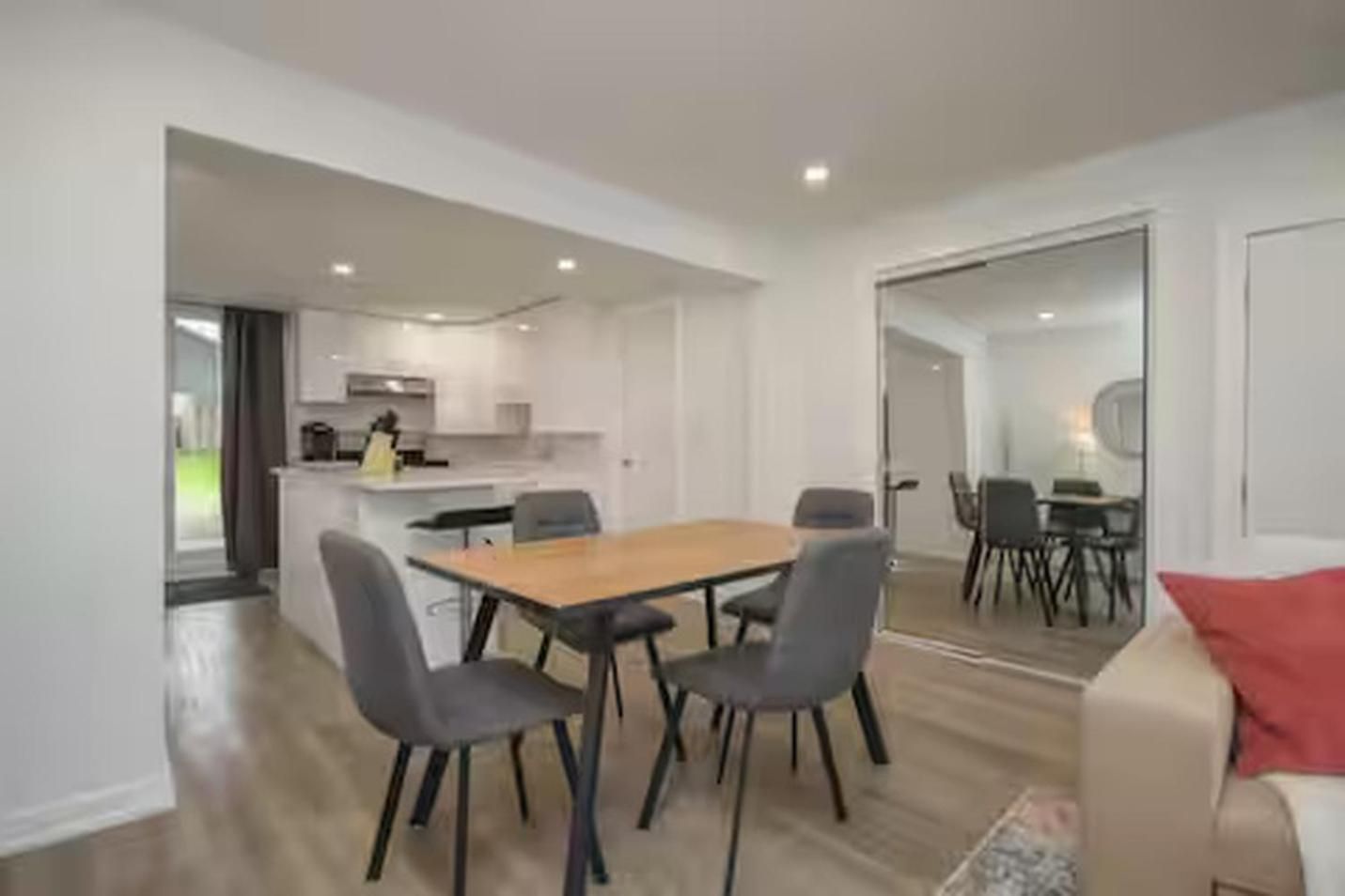 Montfort Apartment Ottawa