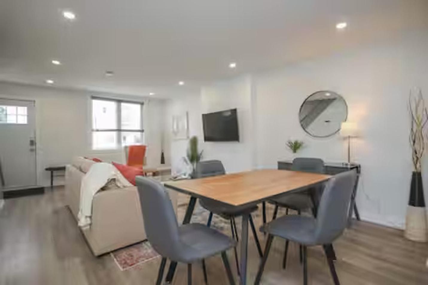 Apartment Montfort Ottawa