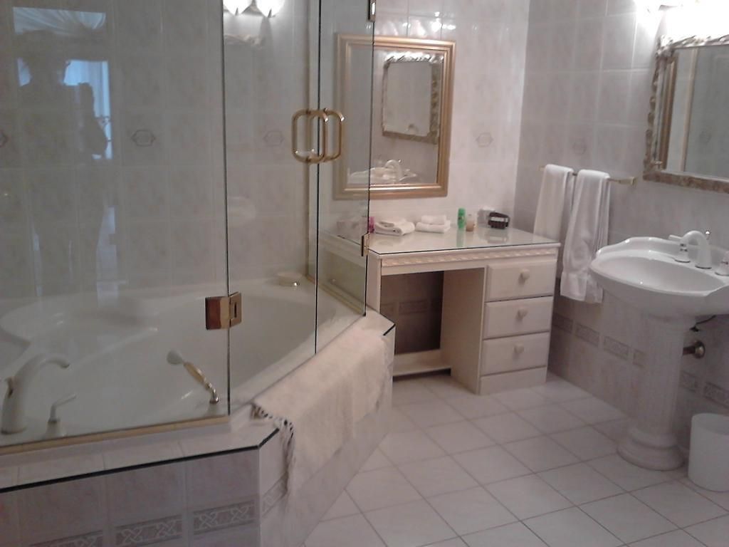 Guest house Country View Manor 3*