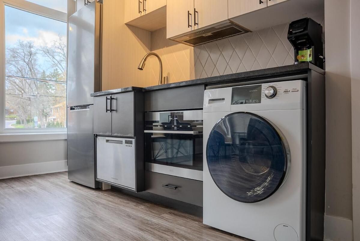 Modern Open-concept Minutes To Dt * Ottawa