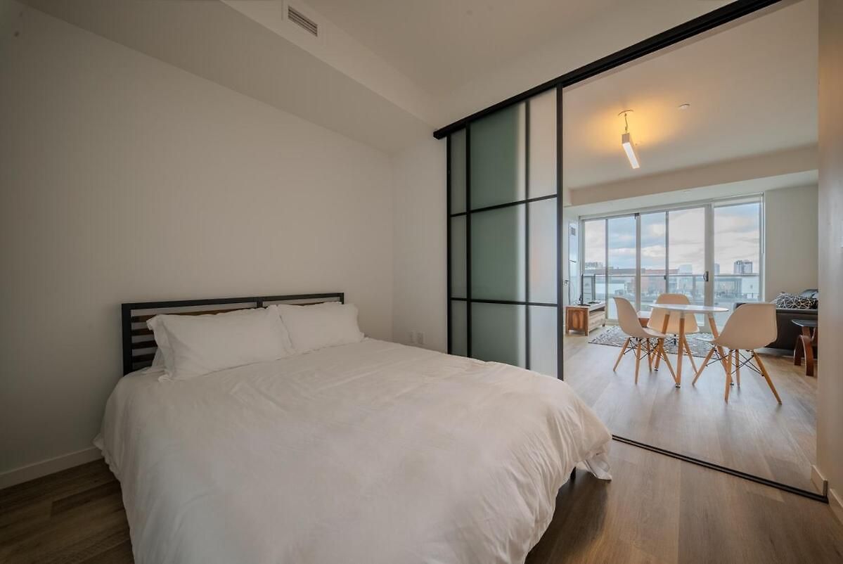 In The Heart Of Westboro Apartment *