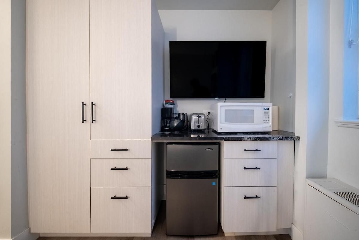 Cozy Downtown Near Everything Apartment