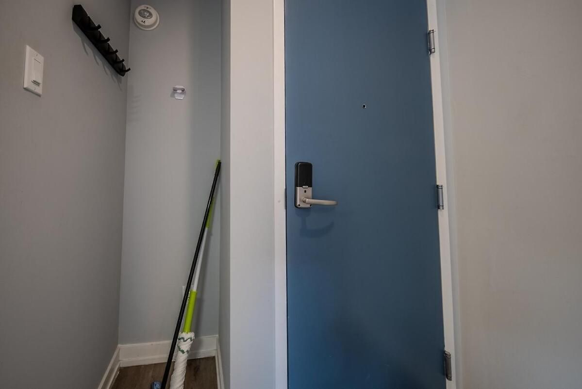 Apartment Near U With Ac Ottawa