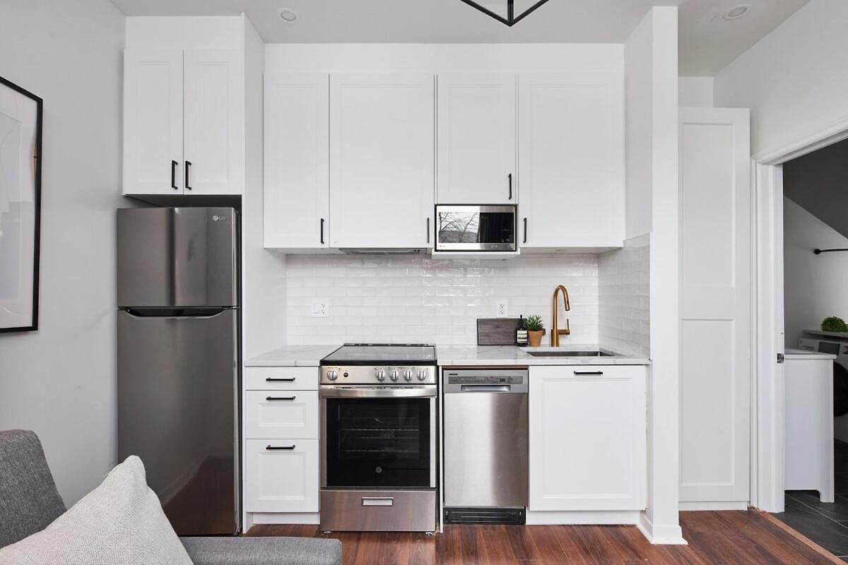 Apartment Parking Included- In The Heart Of