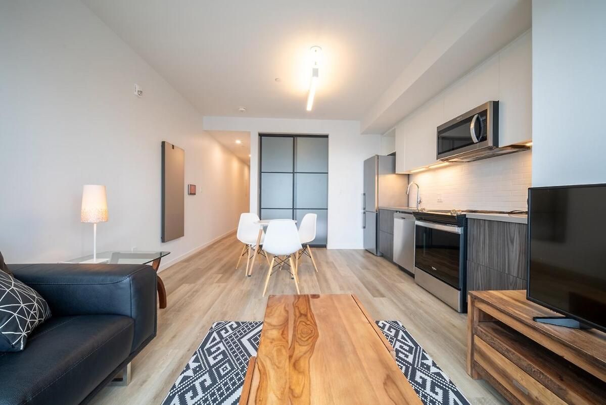 Apartment In The Heart Of Westboro Ottawa