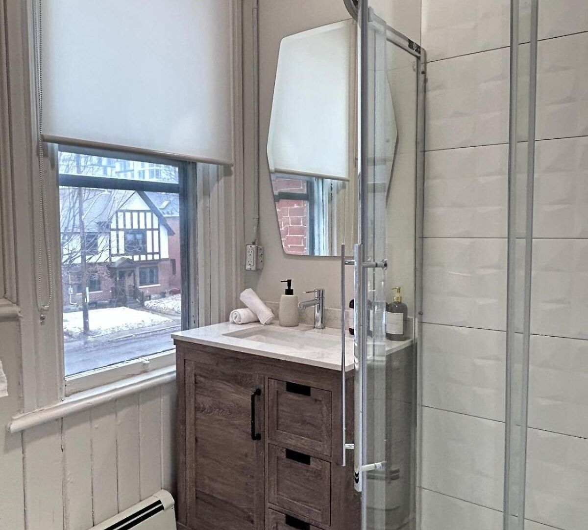 Charming Loft In Sandy Hill Near U * Ottawa