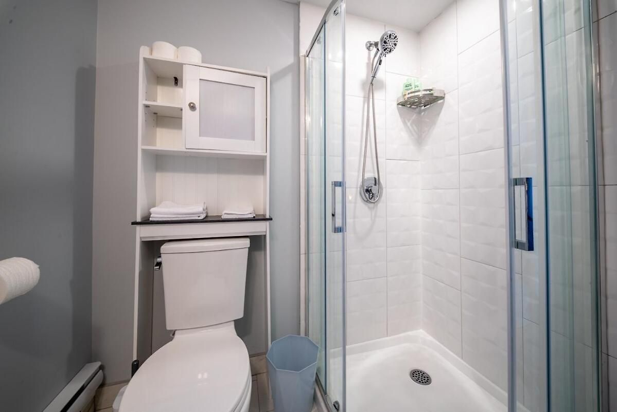 Apartment Near U With Ac