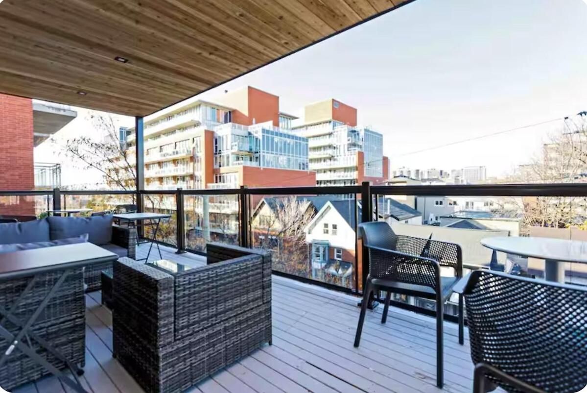 Spacious Location To Explore * Ottawa