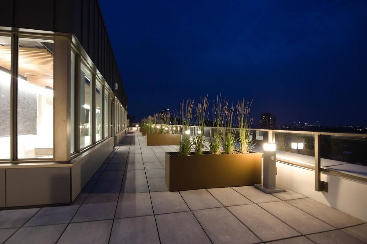 Apartment In The Heart Of Westboro *
