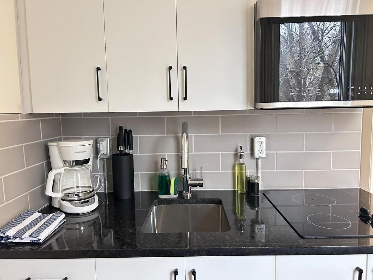 Charming Loft In Sandy Hill Near U