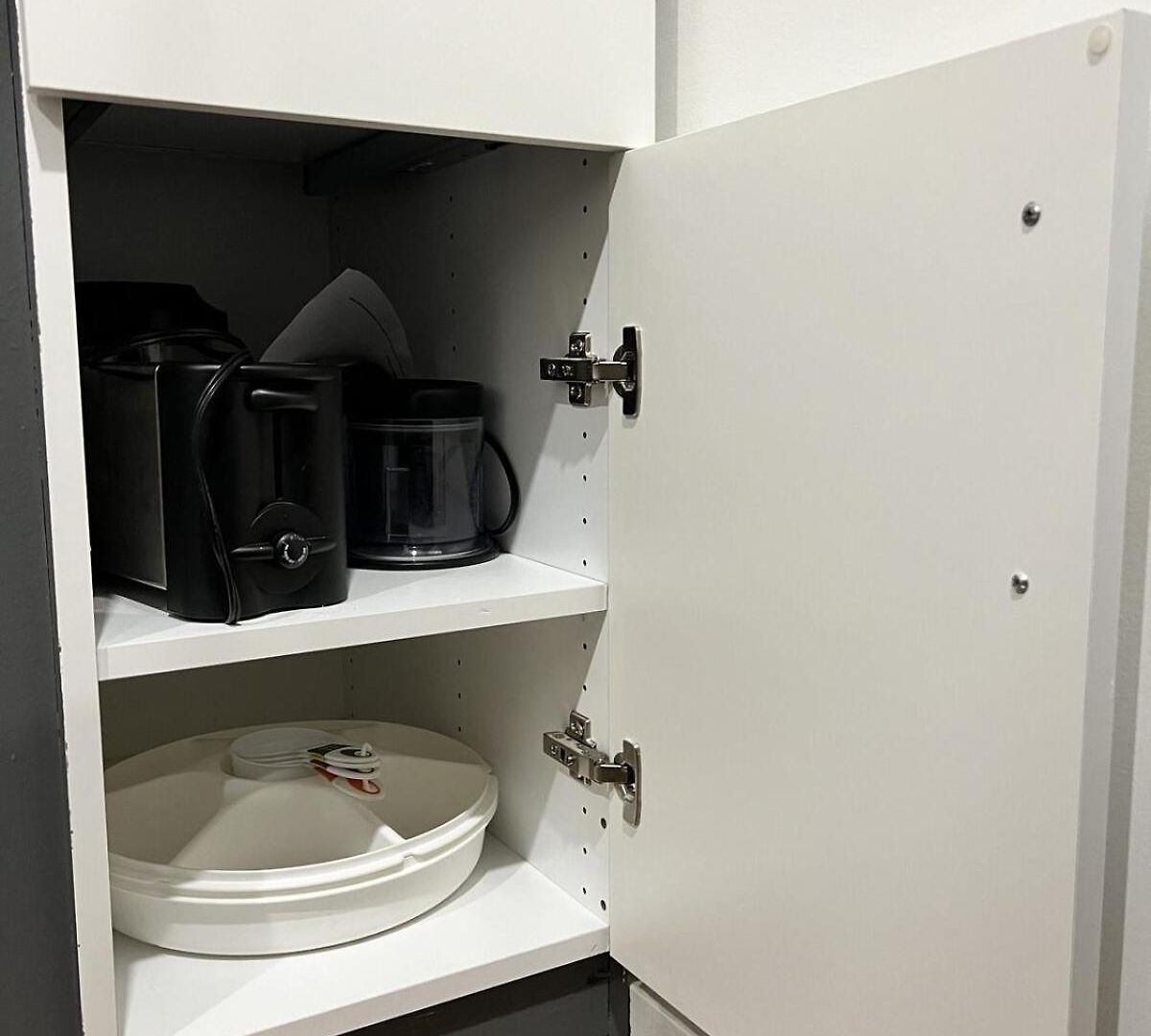 Apartment Elegant Basement In Barrhaven,