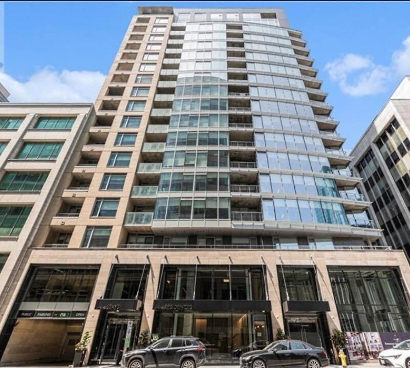 Executive With Parking Dt Apartment *