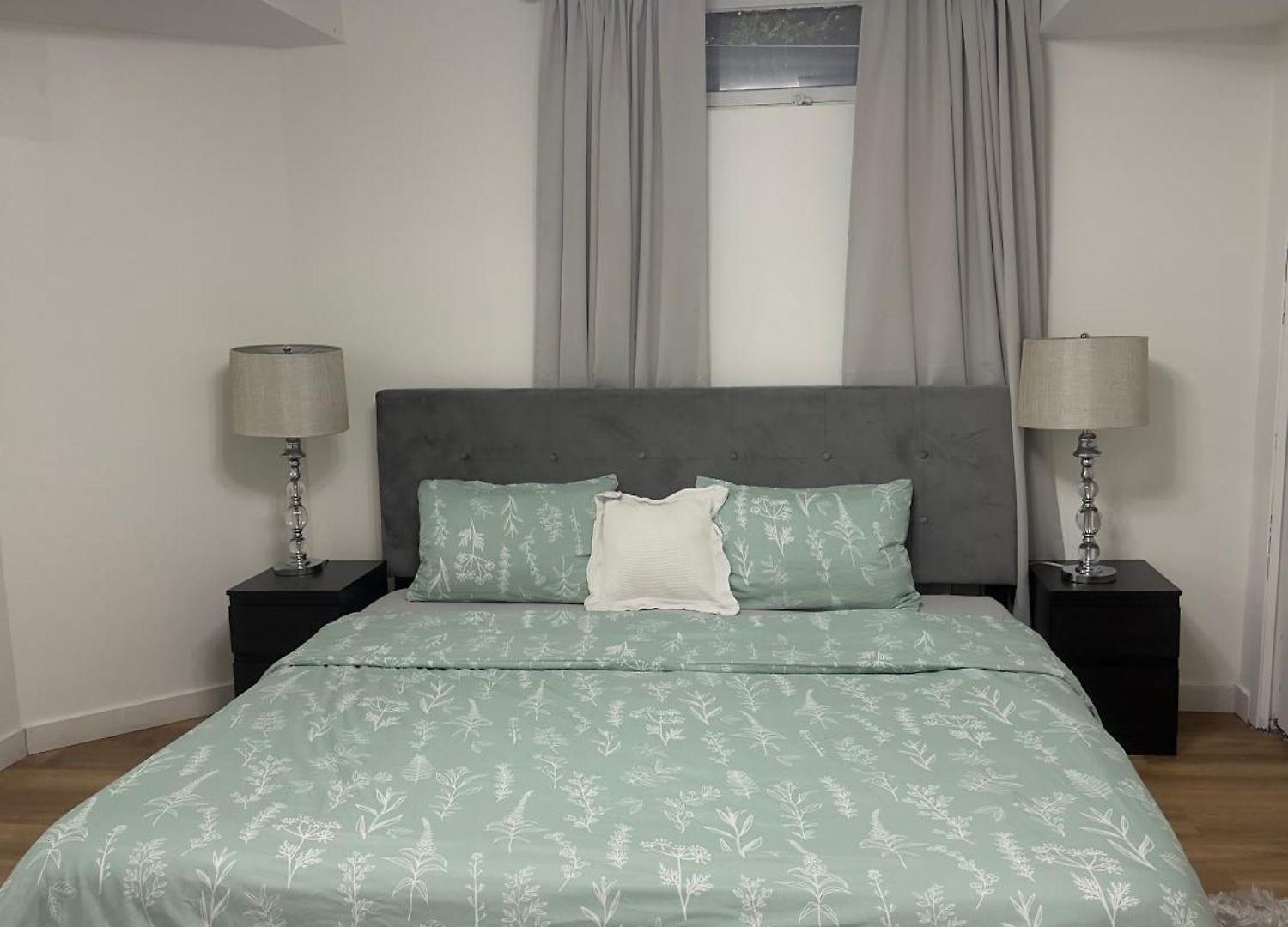 Elegant Basement In Barrhaven, *