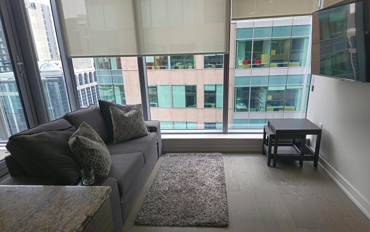 Apartment Executive With Parking Dt *