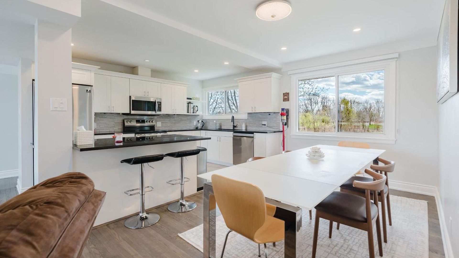 Beautiful Single Family In Ottawa