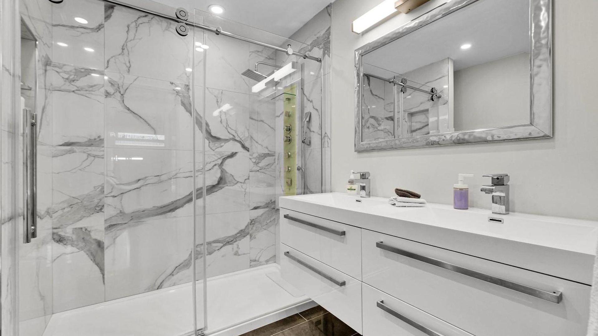 Executive House Close To Hospital Campus And Cheo