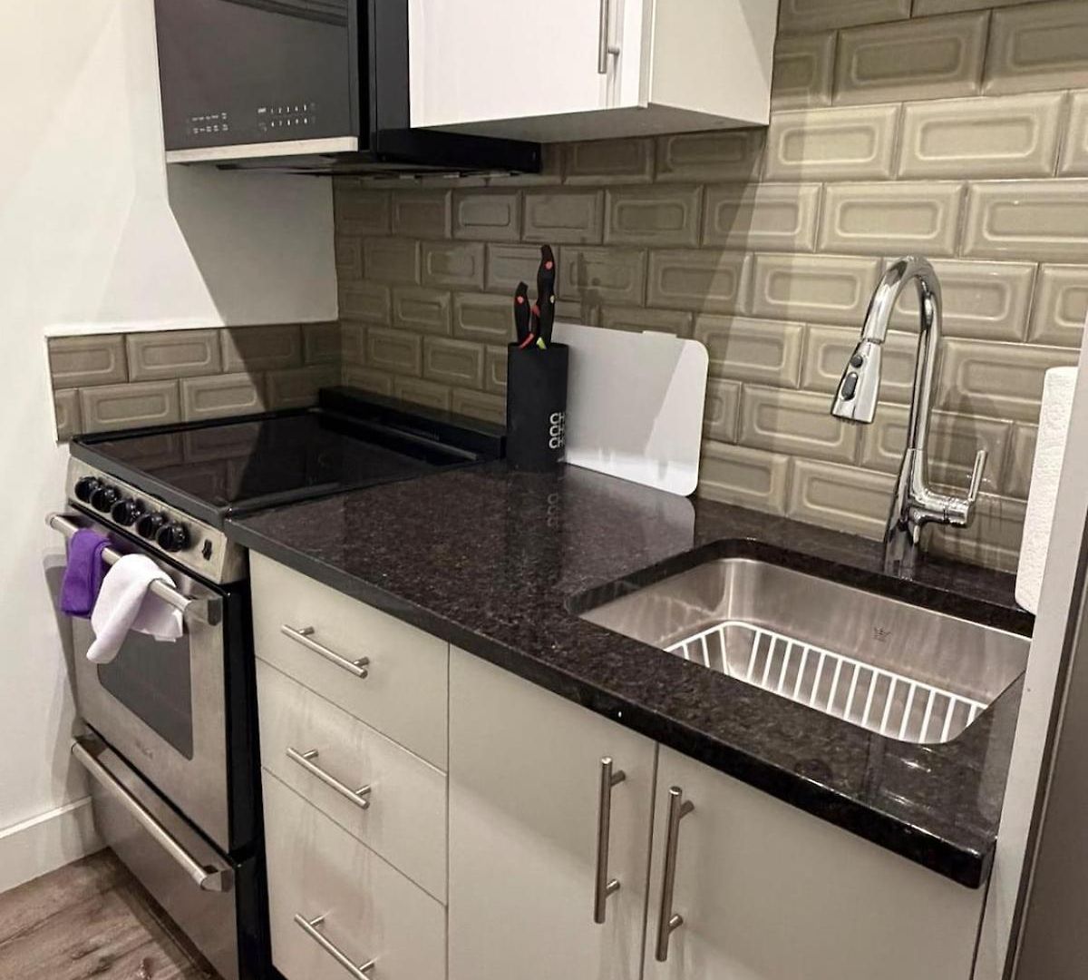 Cozy 1br Unit Steps To Uottawa Ottawa