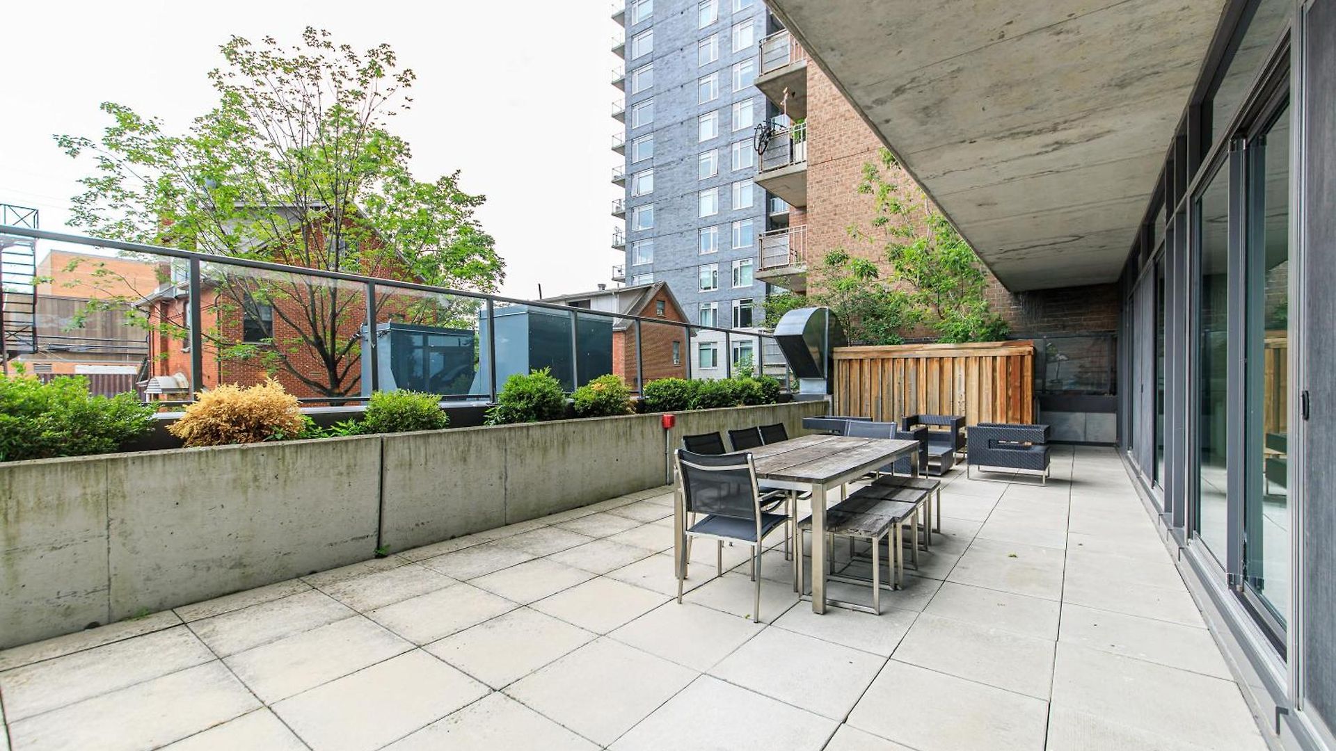 Furnished Short Term Sept 8 To Sept 30 Vancouver 2 Bedrooms 1 Bath Apartment *