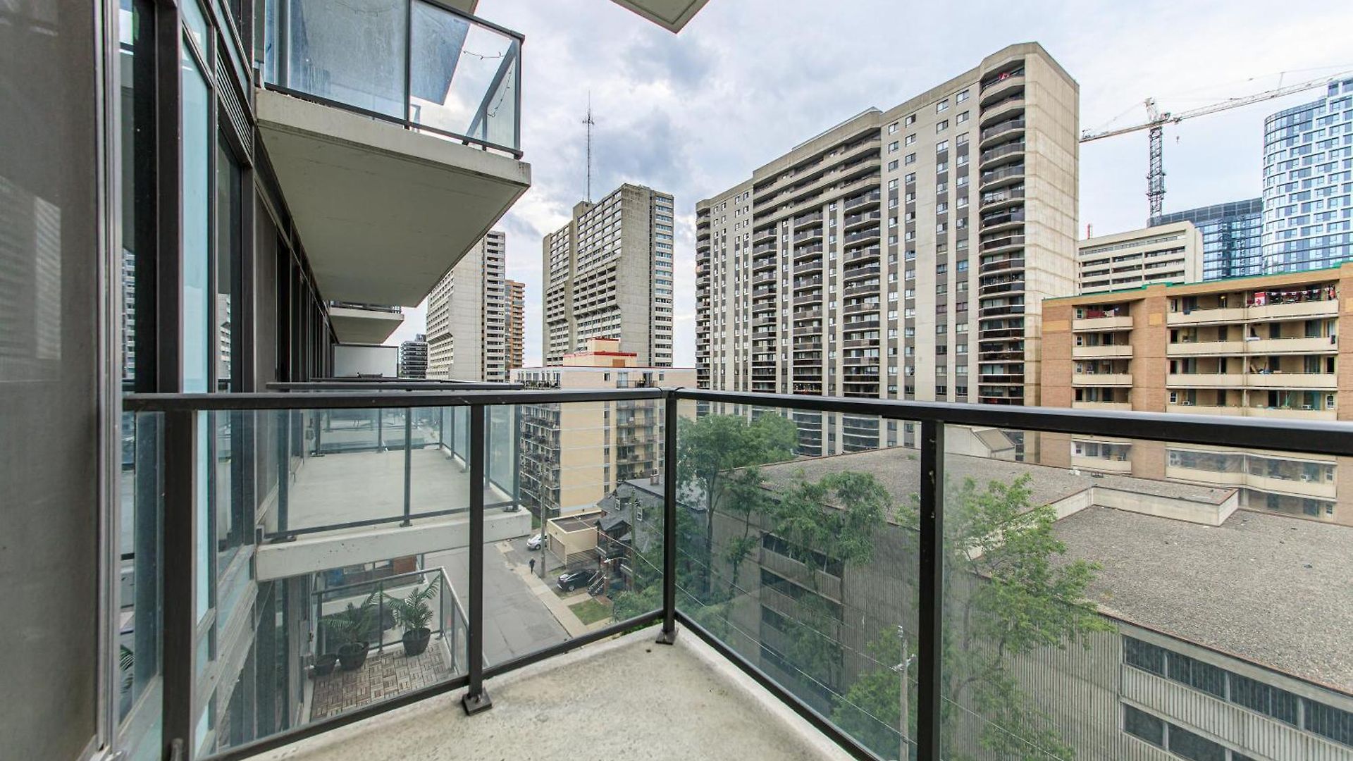 Furnished Short Term Sept 8 To Sept 30 Vancouver 2 Bedrooms 1 Bath Apartment