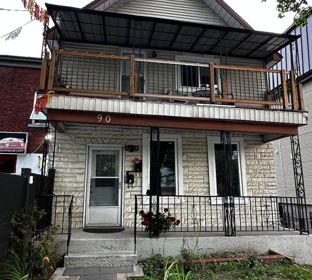 Ideal Monthly Entire Unit 2 Bd 1bh Free Parking Lowertown Apartment