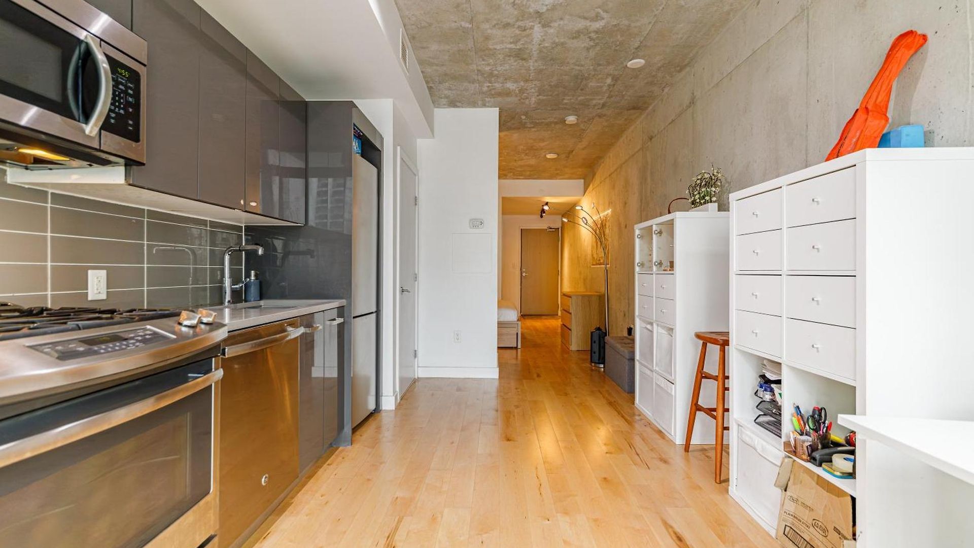 Apartment Furnished Short Term Sept 8 To Sept 30 Vancouver 2 Bedrooms 1 Bath