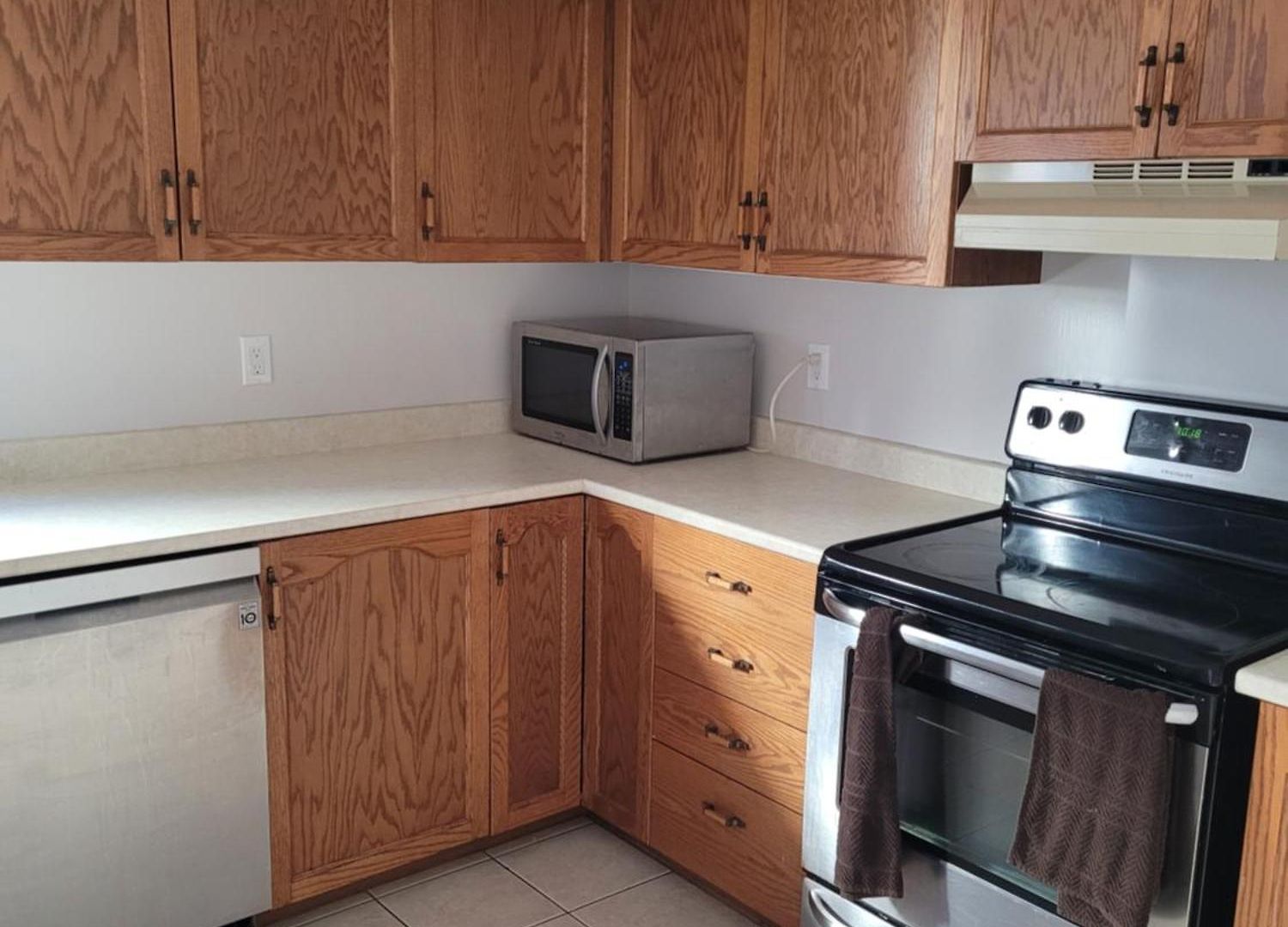Prime Location & Cozy At The Heart Of Kanata, Ottawa