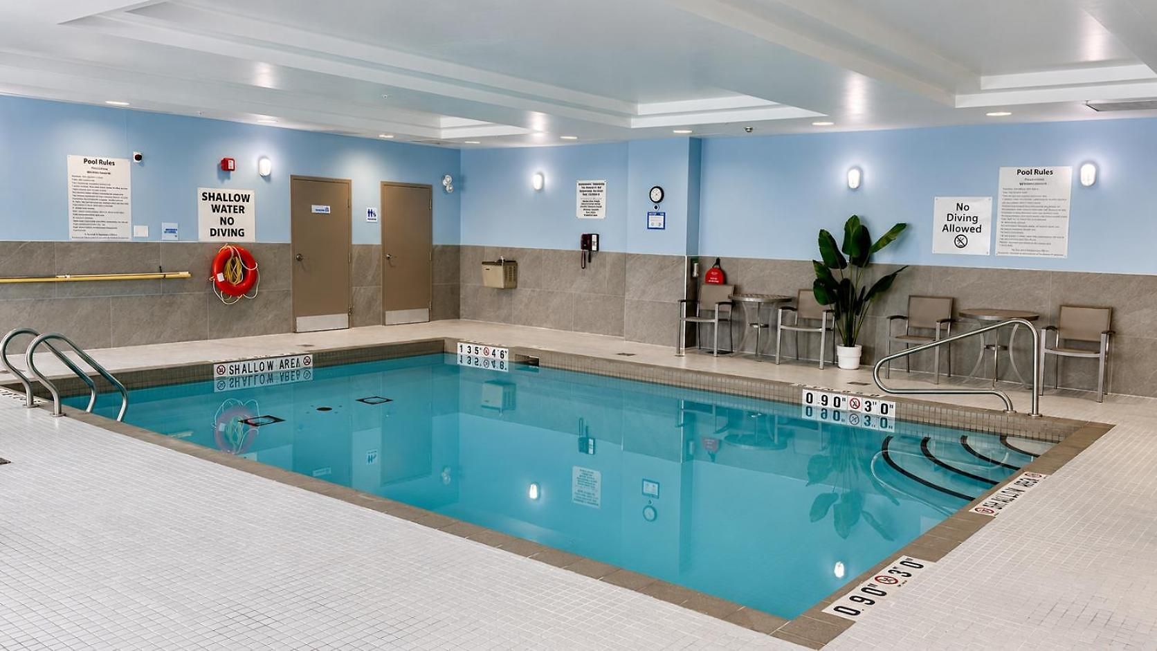 Express & West - Nepean By Ihg 2*