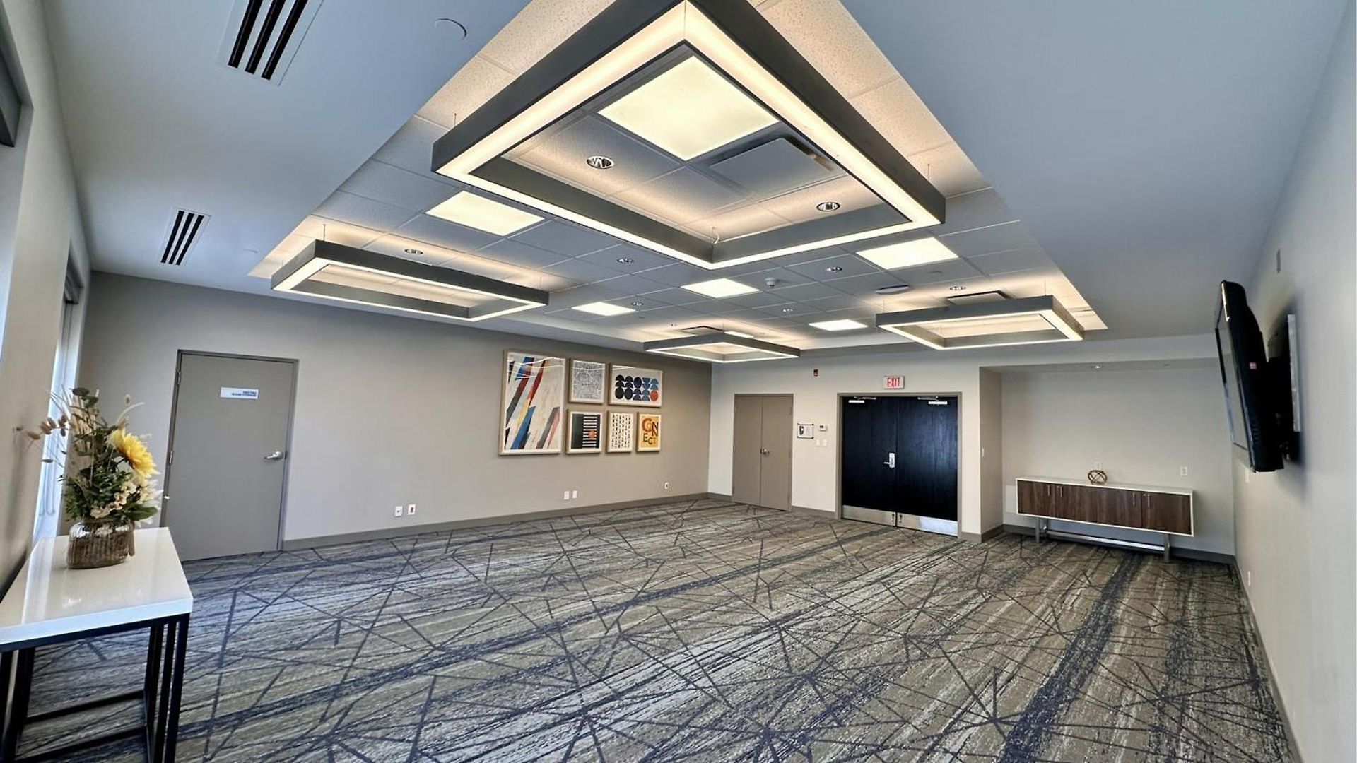 Hotel Express & West - Nepean By Ihg 2*