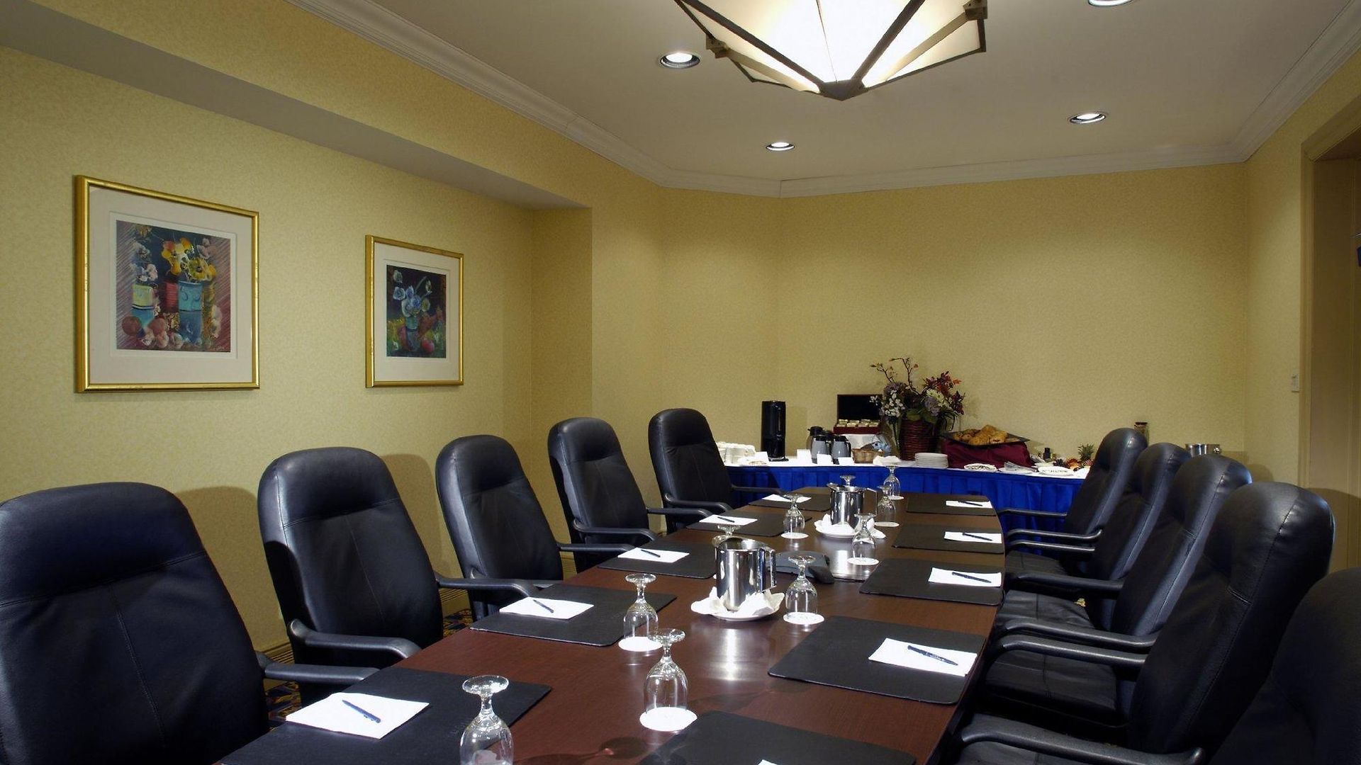 Hilton Garden Downtown Ottawa
