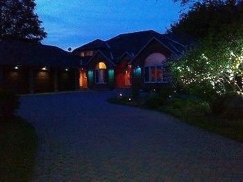 Country View Manor Ottawa