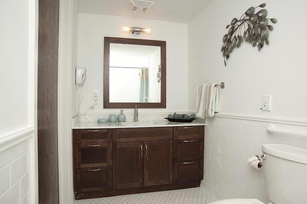 Hotel Embassy West Ottawa