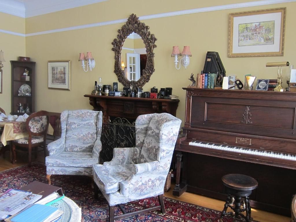 Mcgee's Bed & Breakfast