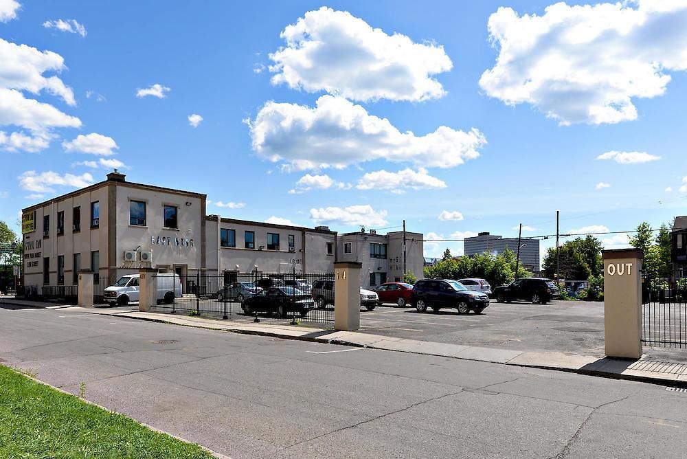 Ottawa Inn Hotel 2*