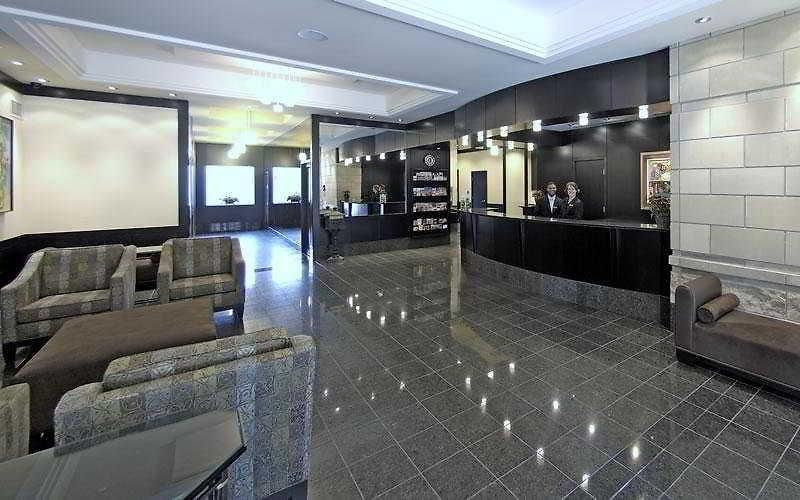 Hotel At Bay