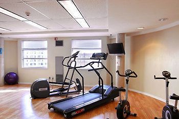 Residence & Conference Centre - Ottawa West Aparthotel