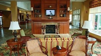 Hampton By Hilton Airport Hotel 3*