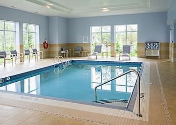 Hotel Hampton Airport Ontario 2*