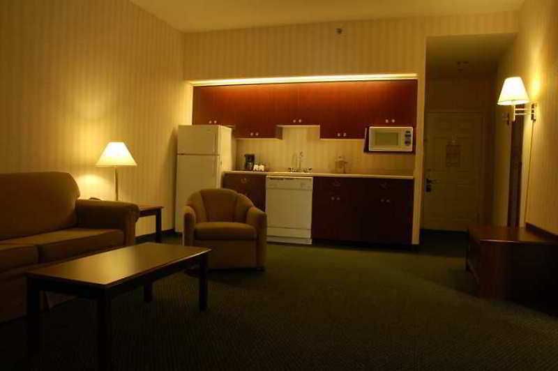 Hampton By Hilton 3*
