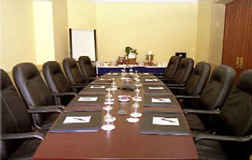 Hilton Garden Downtown Hotel 3*